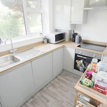 Secluded Central 2 Bed Flat Стратфорд-апон-Эйвон Экстерьер фото